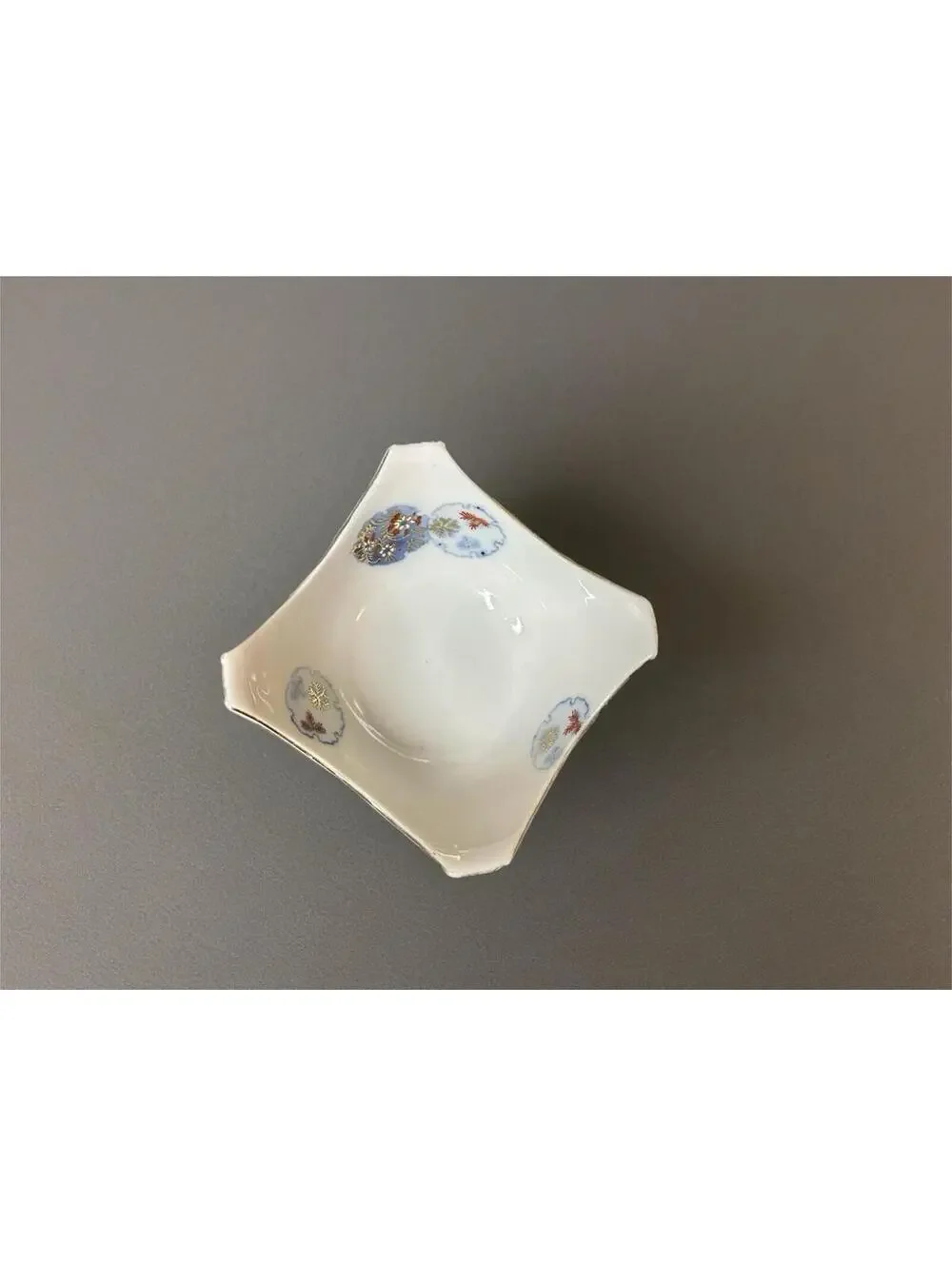 Vintage Japanese Imari Style Porcelain Dish